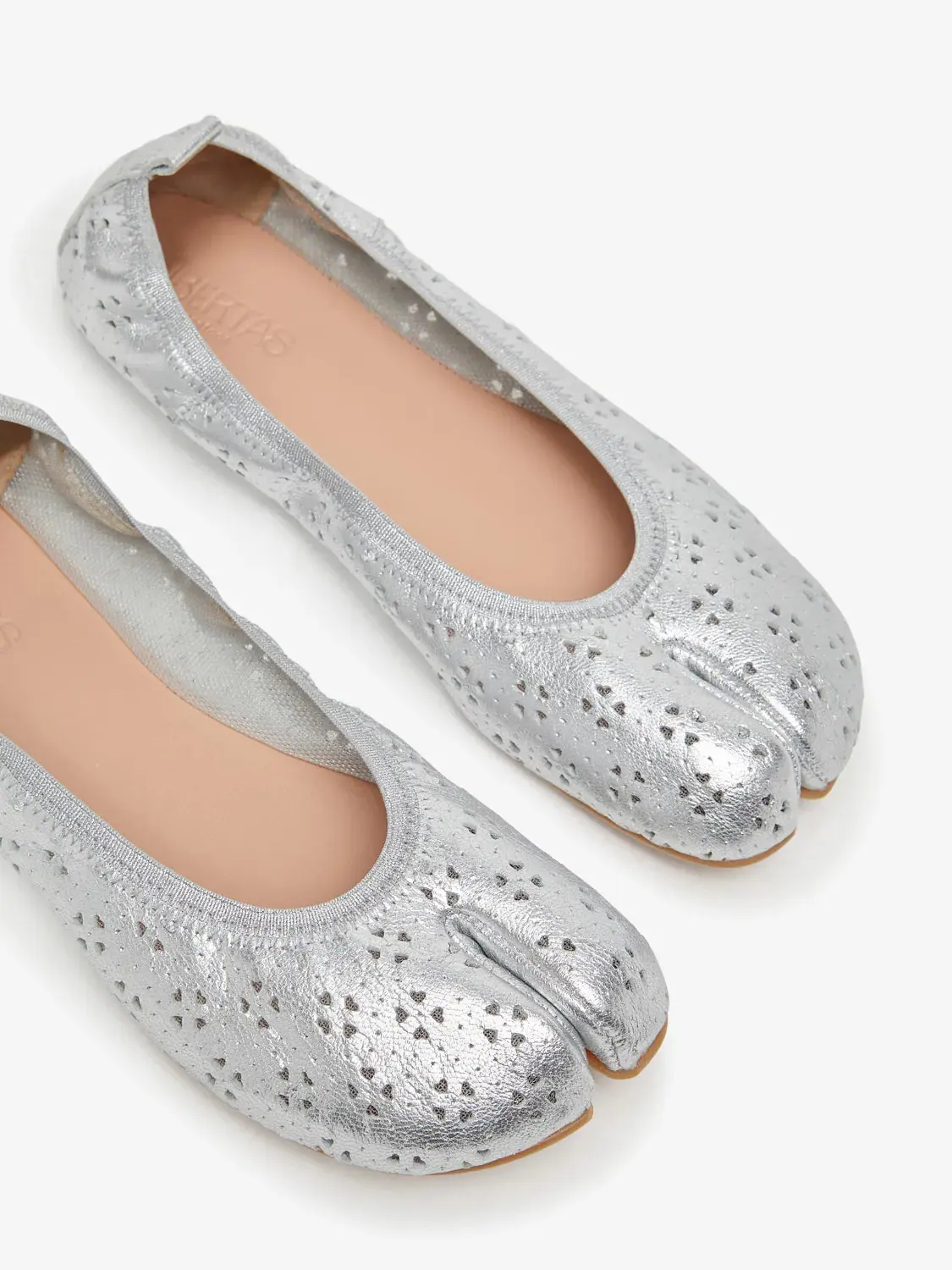 Босоногие балетки таби Libertas Barefoot Tabi — серебристый